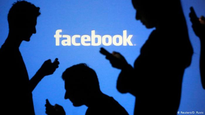 Facebook recomienda a usuarios leer los artículos antes de compartirlos
