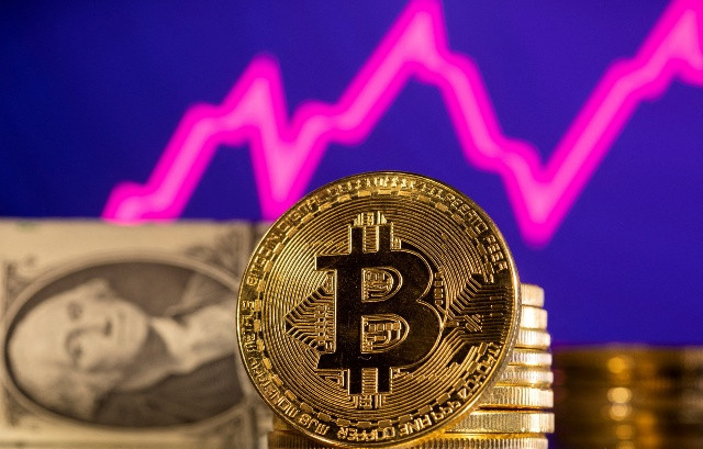 Bitcoin sigue creciendo