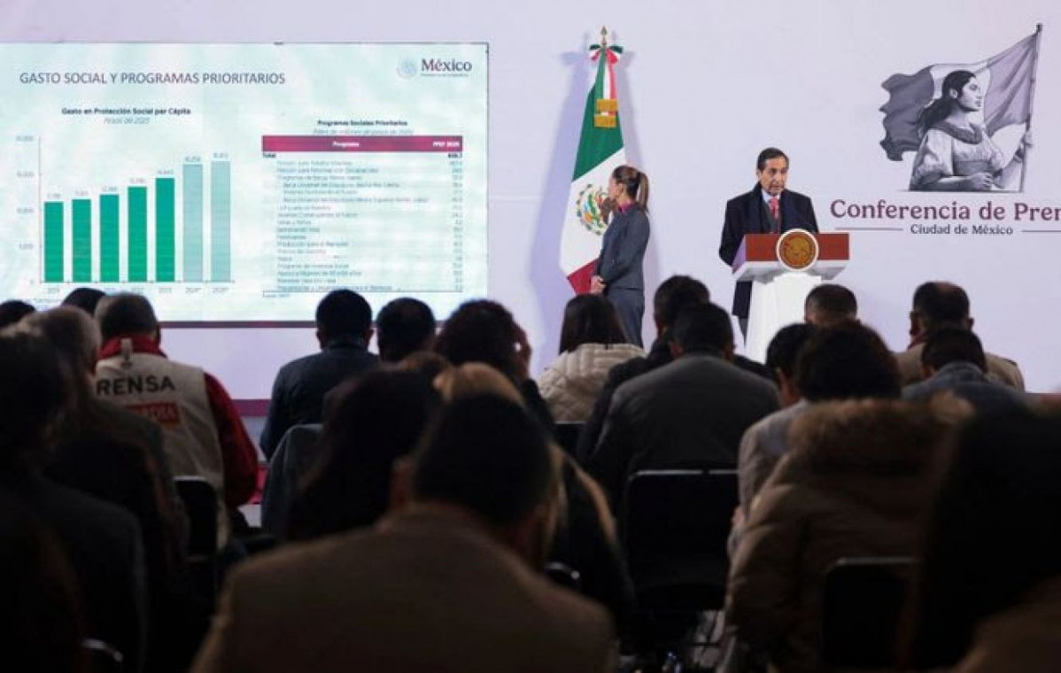 Presupuesto salud 2025 mexico a la baja