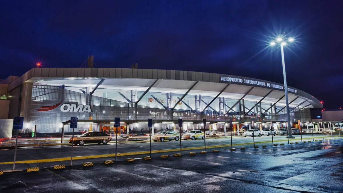 AEROPUERTO MONTERREY